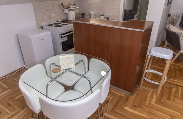 This is a great location if you know Vracar . It's also very private and quite.