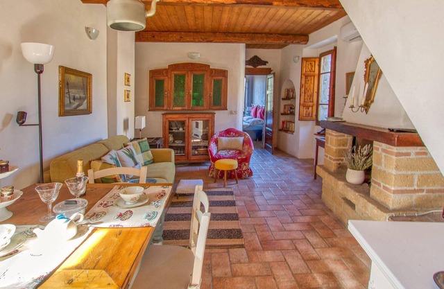 This vacation apartment is located in the center of the medieval town of Sorano.