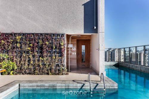 THK - Prédio c/piscina no Bairro República em SP