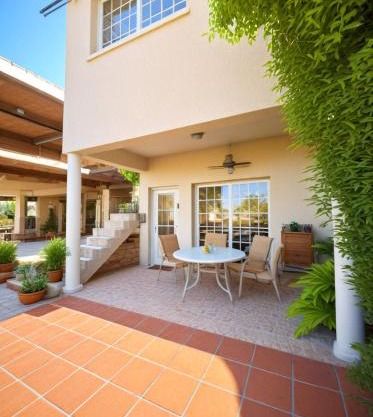 Three Bedroom with Fireplace and Piano