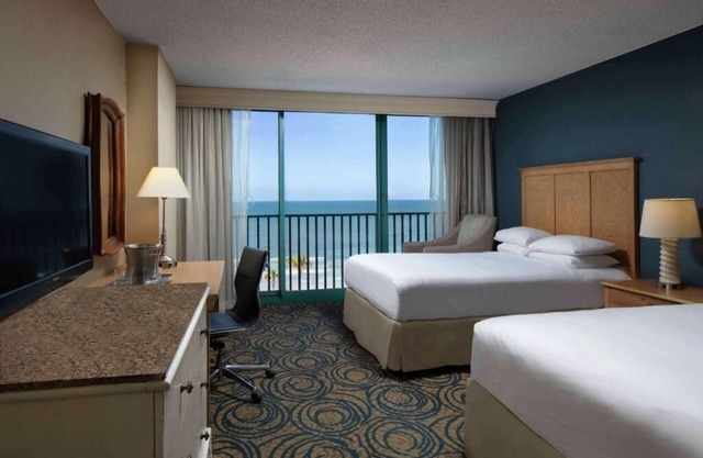 Three Family-friendly Units, Outdoor Pool Onsite, Steps from Daytona Beach!