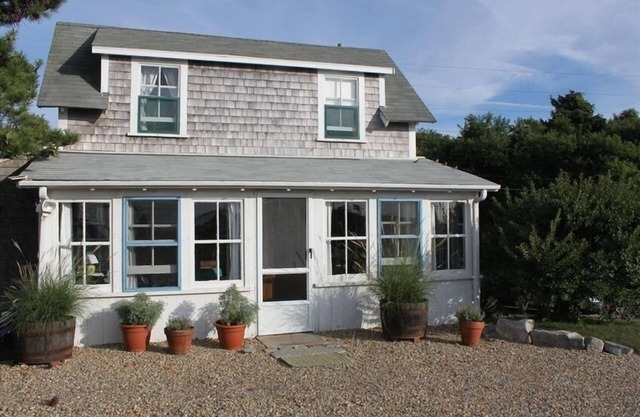 Tilton House - Menemsha Harborside