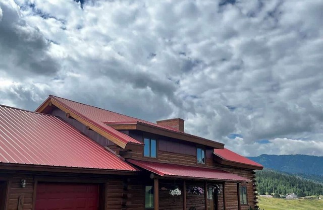 Timberline Cabin Near Bozeman!