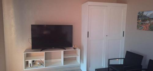 Tiny Home Villa - T8