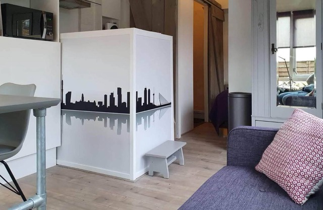 Tiny house near Rotterdam Airport