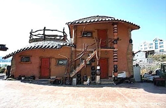 Tongyeong Gigasolsol Pension