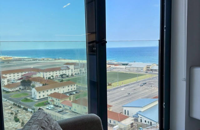 Top Floor Studio-The Hub-Self Catering