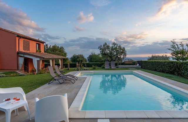 Torre Bensa 4, Emma Villas