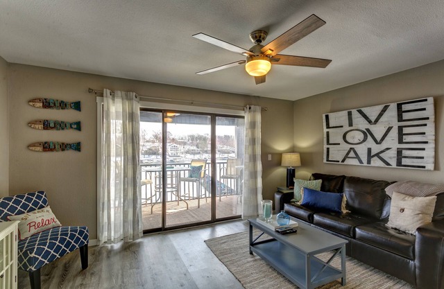 Totally Remodeled 1-Bedroom Condo with Fantastic Views with No Steps!