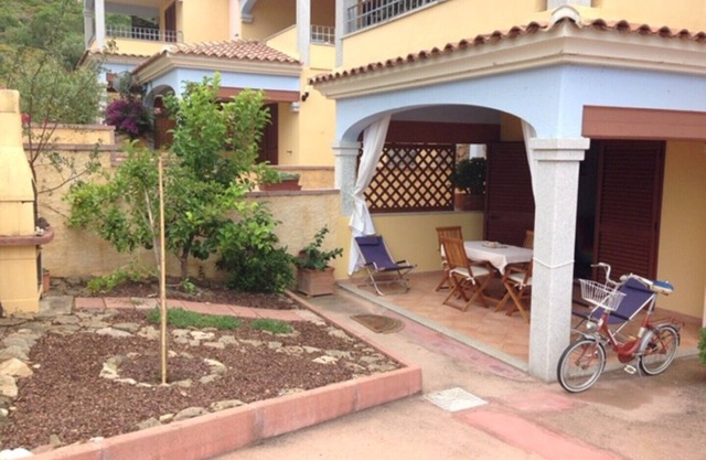 Holiday Terrace Garden 