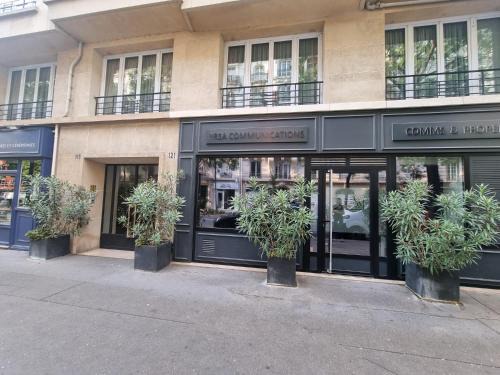 Très beau studio Paris 15, proche des commerces et de la tour Eiffel