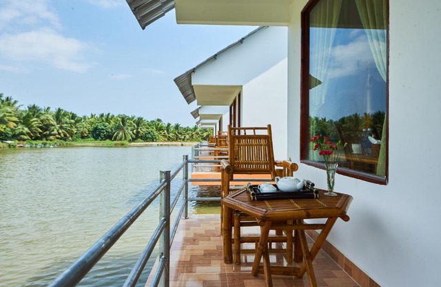 Tra Vinh Lodge