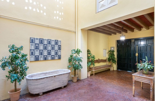 Traditional House with private terrace. Campamento