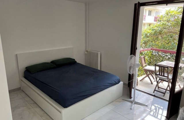 Tranquil 1-bedroom apartment in Montpellier with WiFi