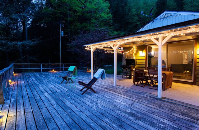 Tranquil Paradise With Lake And Catskill Mountain Views
