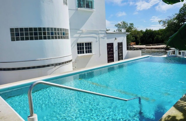 Tranquil SeaView Studio w Pool & Deck near Airport