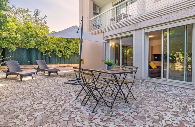 TRE FONTANE EUR APARTMENTS