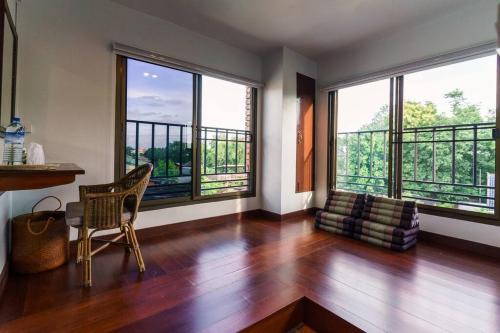 TREETOP - Fong Lee CC Lampang Walking Street