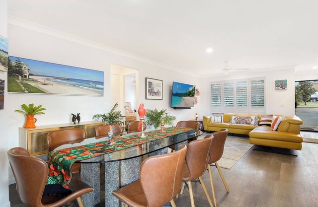 Treetops on Seabreeze - Peaceful 2BR Home Near Sawtell