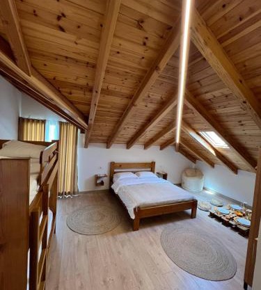 Tringa Guesthouse - Mrizi i Zanave