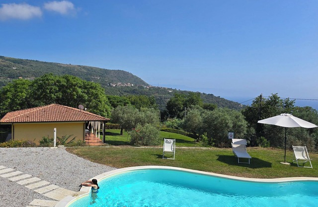 Tropea Capo Vaticano, Villa with pool, 5 minutes from the sea, quiet area