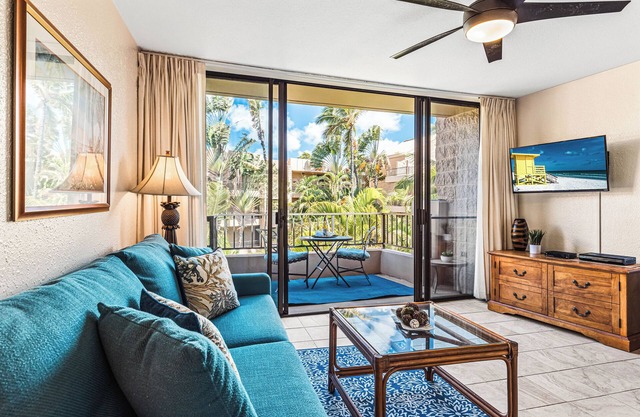 Tropical haven, close to beaches and shopping