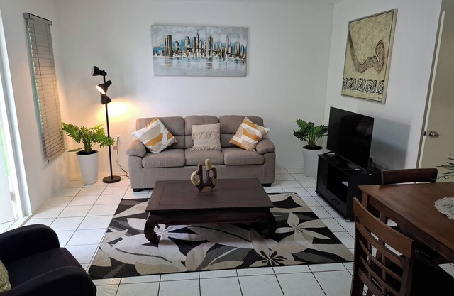 Tropical palm resort is a nice quiet and safe place to stay with friends or fam