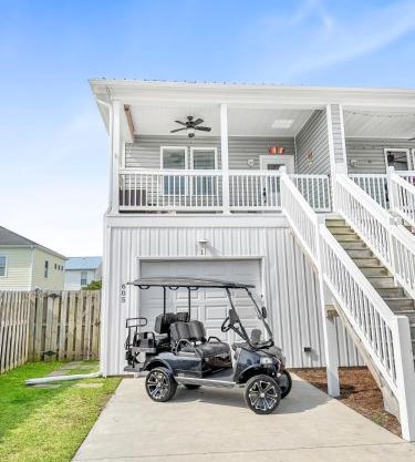 Turtle Cove Beach Retreat GOLF CART Included