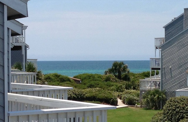 Turtle Tracks Gulf View End Unit * 90 Steps to Beach * Many extras