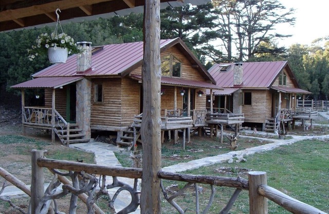 Twin House at Babakamp