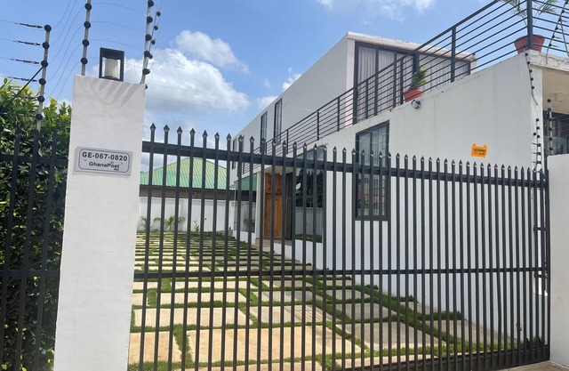 Two apartment condos a 25sqm rooftop space & 300sqm garden for any kind of event