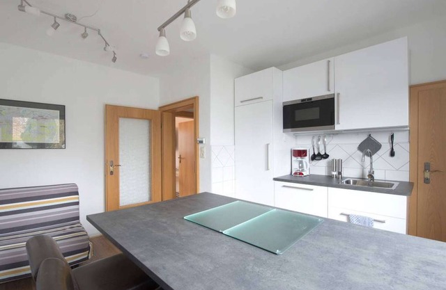 Two Bedroom Apartment with big Kitchen close to Frankfurt