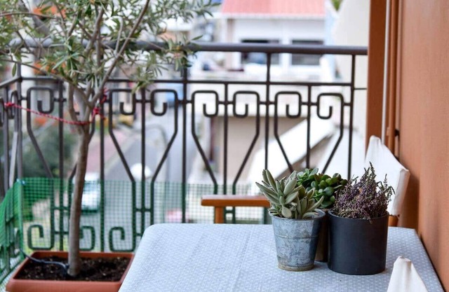 Two bedroom apartment in Kesariani