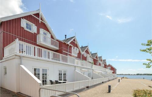 Two-Bedroom Apartment In Grasten