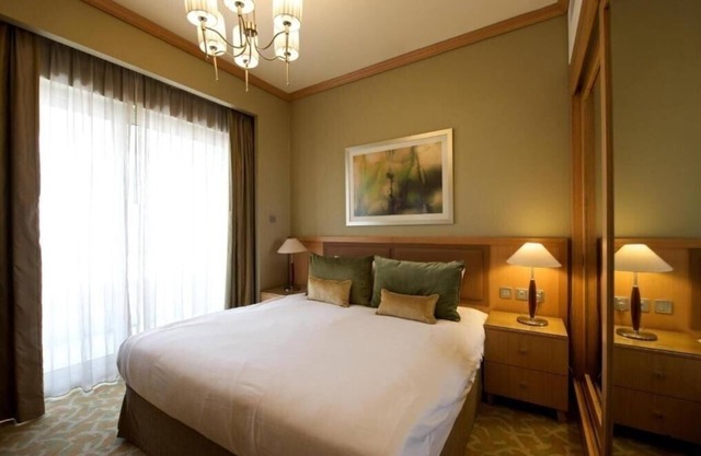 Two Bedroom Apartment Near Sharjah Aquarium By E R