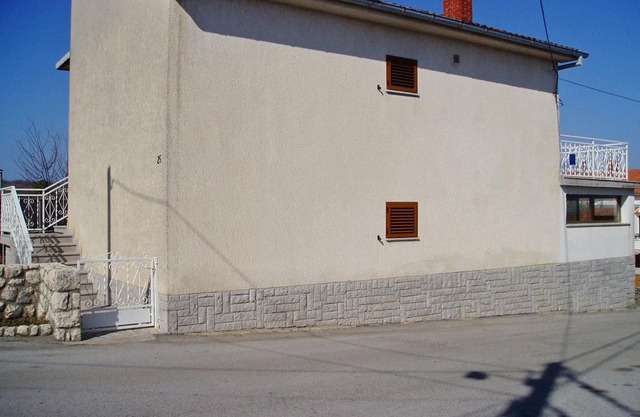 Two bedroom apartment with terrace and sea view Tribulje, Krk (A-15223-a)