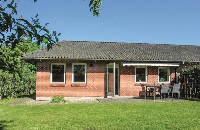 Two-Bedroom Holiday Home In Humble