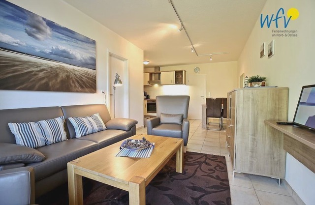 Two separate bedrooms, large terrace and garden!