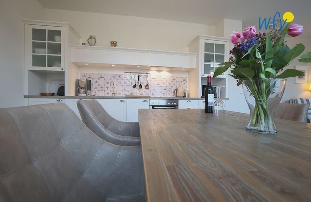 Two separate bedrooms, south-facing balcony and terrace!