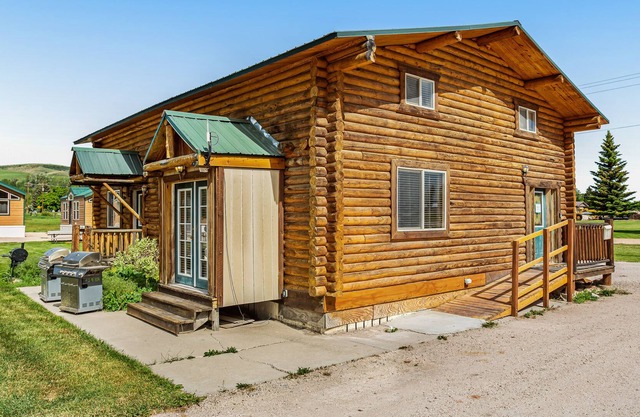 Two-story lodge with large dining area
