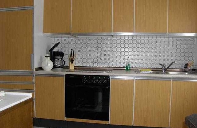 "U1 = Gudrun", for 1-3 persons - House U, for 1-15 persons, 25km to FFM-Nord