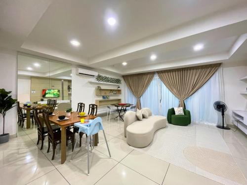 UCoMe Homestay Ksl D'Esplanade L29