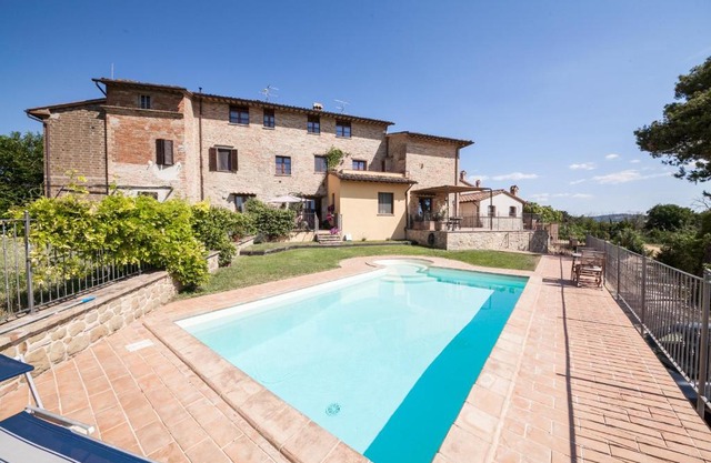 Umbria Country Shelter