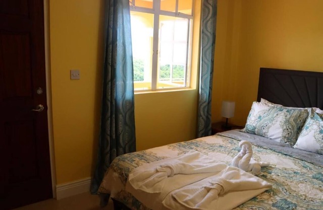 Union Hilltop Paradise Villas - Cozy Studio Villa with Modern Comforts 2