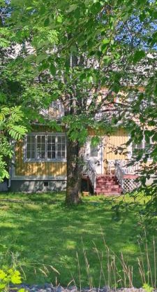Unique 100 year old villa, central location