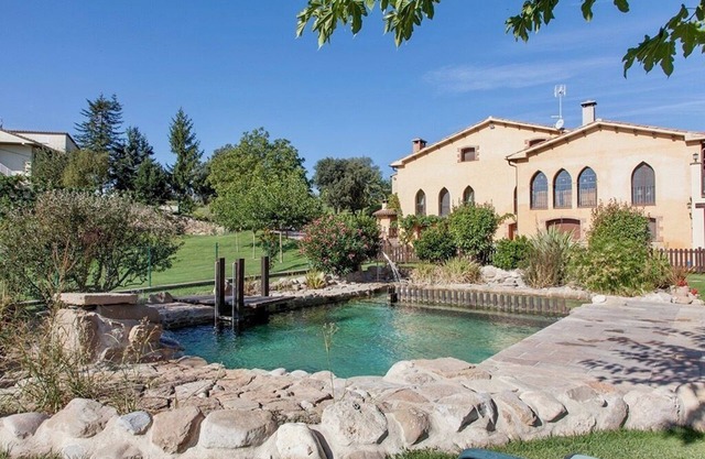 Unique, Beautiful Holiday Villa in Catalonia