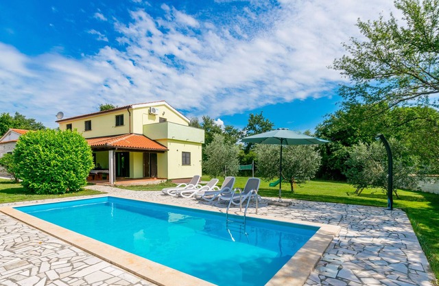 Unique Istrian pool villa Fuma