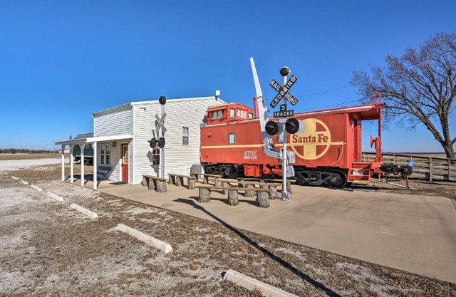 Unique Joplin Gem Converted Train Car Studio