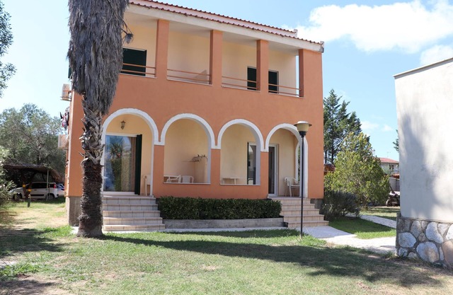 Unique located holiday apartment directly at the sea, own beach access, Wifi | A