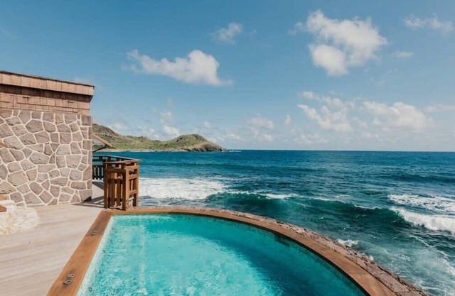 Unique Villa Offering Vast Spaces